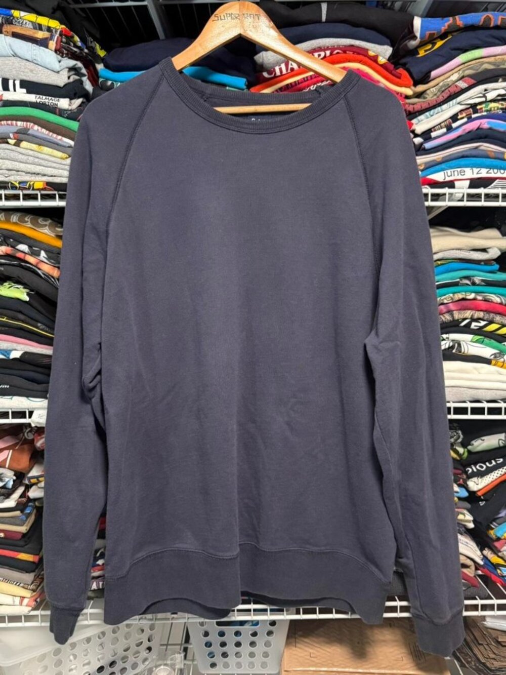 Y2K Vintage Gap navy crewneck sweatshirt